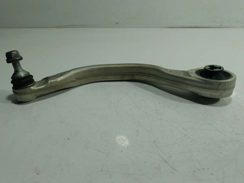 Recambio de brazo suspension inferior delantero derecho para tesla model 3 ev referencia OEM IAM  104435900 
