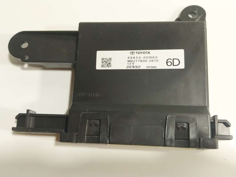 Recambio de modulo electronico para toyota yaris cross (mxp_) 1.5 hybrid (mxpj10) referencia OEM IAM  886500DB60 