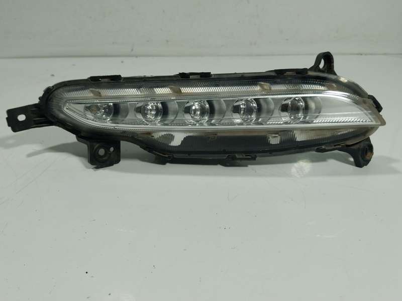 Recambio de piloto delantero derecho para hyundai tucson (tl, tle) 1.7 crdi referencia OEM IAM  92208D7000 