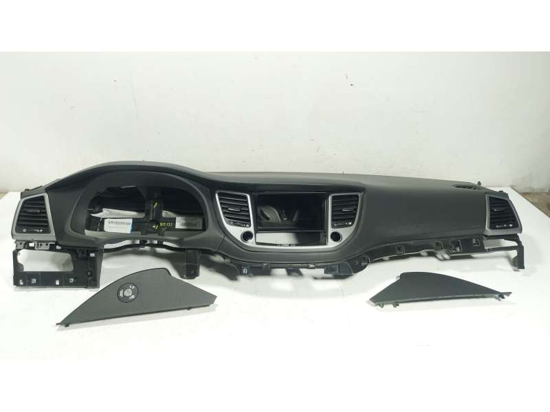 Recambio de salpicadero para hyundai tucson (tl, tle) 1.7 crdi referencia OEM IAM  84530D3000 