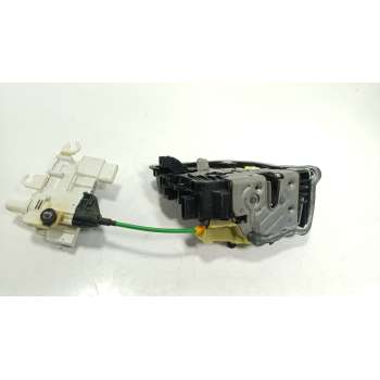 CERRADURA PUERTA DELANTERA DERECHA 51217477702 