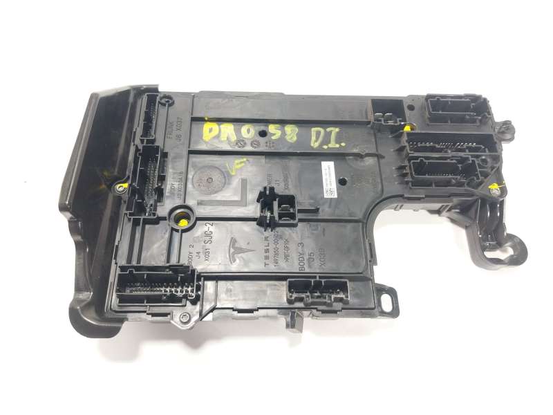 Recambio de modulo electronico para tesla model 3 ev referencia OEM IAM  156745502D 