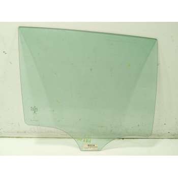 CRISTAL PUERTA TRASERO DERECHO A2057350310 
