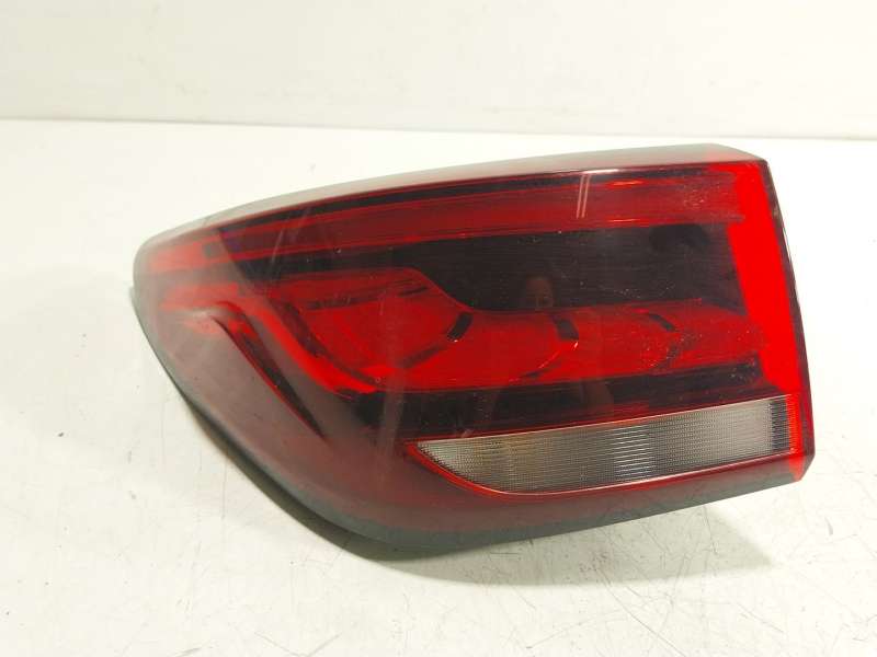 Recambio de piloto trasero izquierdo para mg zs suv (azs1) 1.5 vti referencia OEM IAM  A30005L0100 