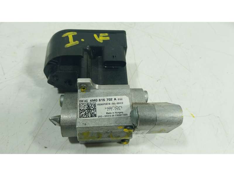 Recambio de valvula expansion para porsche taycan (y1a) 4s referencia OEM IAM  4M0816702A 