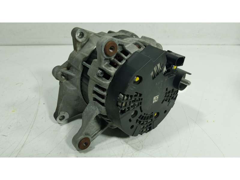 Recambio de alternador para mercedes-benz clase c t-model (s205) c 180 (205.240) referencia OEM IAM  A0009060922 
