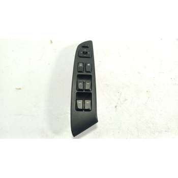 MANDO ELEVALUNAS DELANTERO IZQUIERDO 935702Y0109P 