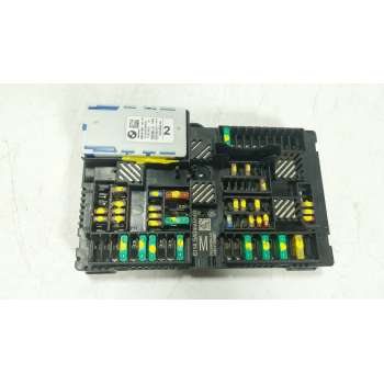 CAJA RELES / FUSIBLES 61145A04502 