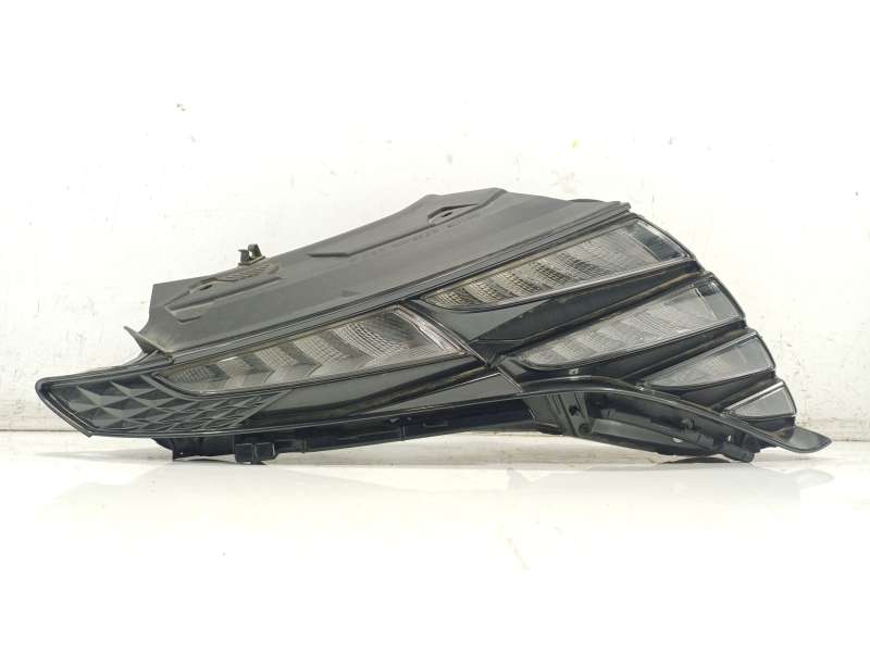 Recambio de faro derecho para hyundai tucson (nx4e, nx4a) 1.6 t-gdi referencia OEM IAM 92102N7000 92208N7000 
