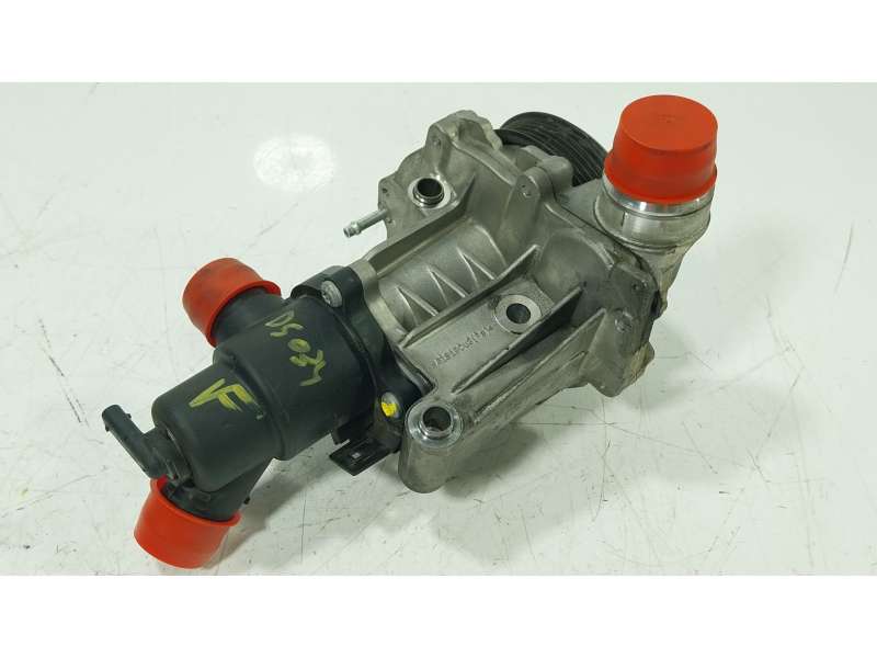 Recambio de bomba agua para mercedes-benz clase gla (x156) gla 200 cdi / d (156.908) referencia OEM IAM  A6512004300 