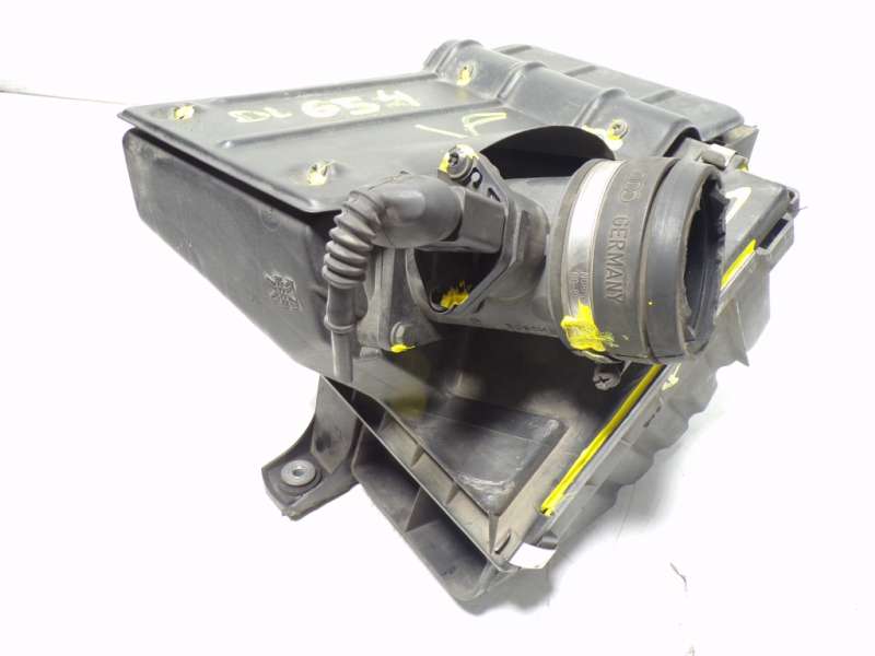 Recambio de filtro aire para volkswagen passat berlina (3b3) 1.9 tdi referencia OEM IAM  0281002216 