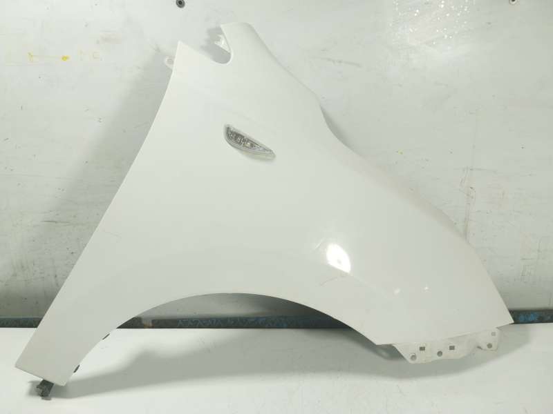 Recambio de aleta delantera derecha para hyundai ix35 (lm, el, elh) 1.7 crdi referencia OEM IAM   