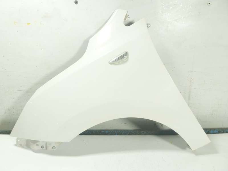 Recambio de aleta delantera izquierda para hyundai ix35 (lm, el, elh) 1.7 crdi referencia OEM IAM   