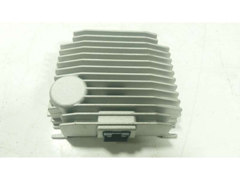Recambio de modulo electronico para porsche taycan (y1a) 4s referencia OEM IAM PAD035335 9J1035335J 