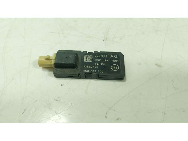 Recambio de modulo electronico para porsche taycan (y1a) 4s referencia OEM IAM PAB035500 4N0035500 