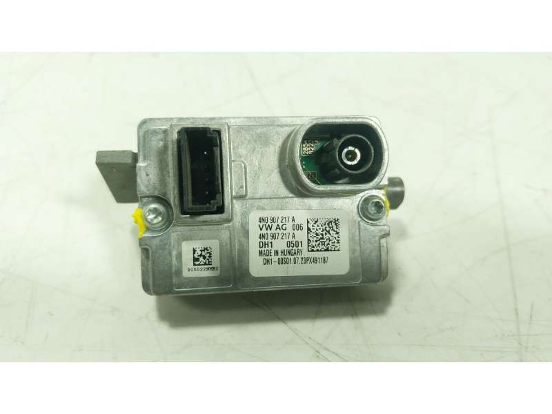 Recambio de modulo electronico para porsche taycan (y1a) 4s referencia OEM IAM 95890721700 4N0907217A 