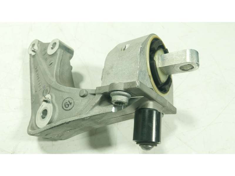 Recambio de soporte motor trasero para porsche taycan (y1a) 4s referencia OEM IAM PAD399233 9J1399233B 