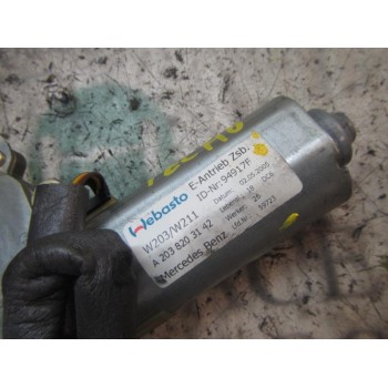 MOTOR TECHO ELECTRICO A2038203142 A2038203142 0390200011