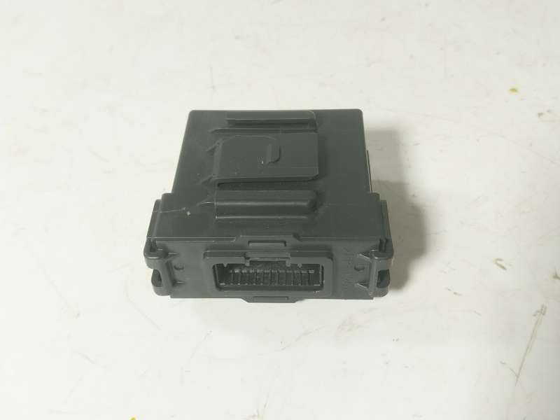 Recambio de modulo electronico para renault arkana i (lcm_, ldn_) 1.3 tce 140 (ldn0) referencia OEM IAM  284E77655R 