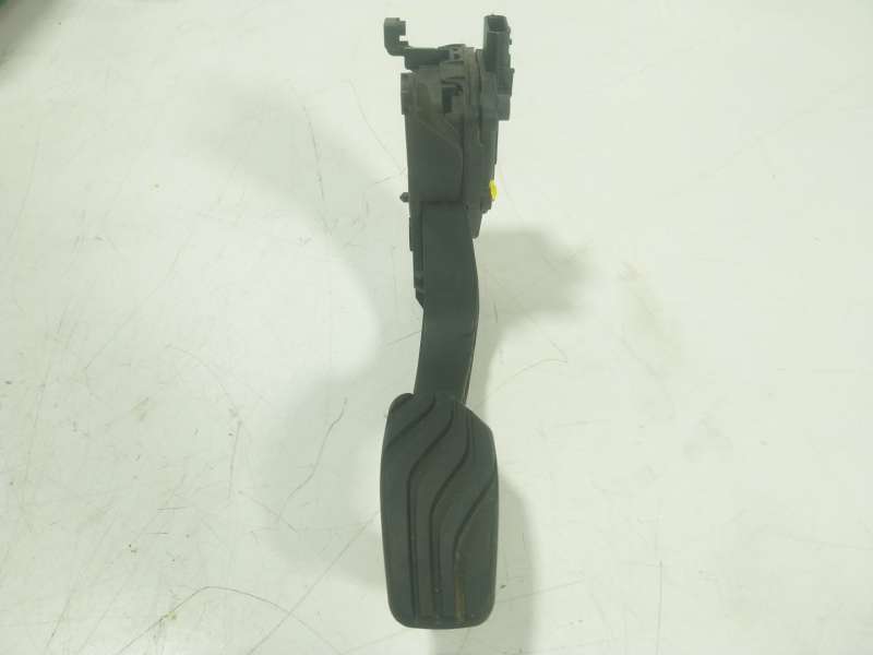 Recambio de potenciometro pedal para renault arkana i (lcm_, ldn_) 1.3 tce 140 (ldn0) referencia OEM IAM  180108467R 