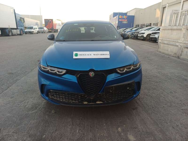 alfa romeo tonale (965_) del año 2024