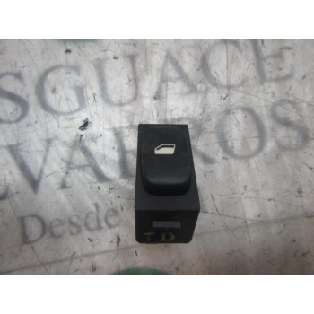 MANDO ELEVALUNAS TRASERO DERECHO 