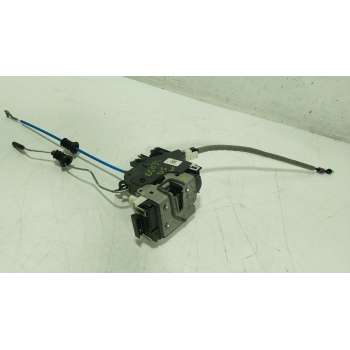 CERRADURA PUERTA DELANTERA IZQUIERDA A1667200135 