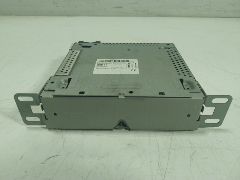 Recambio de sistema audio / radio cd para renault zoe referencia OEM IAM  281151536R 