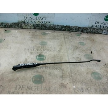 BRAZO LIMPIA DELANTERO DERECHO 