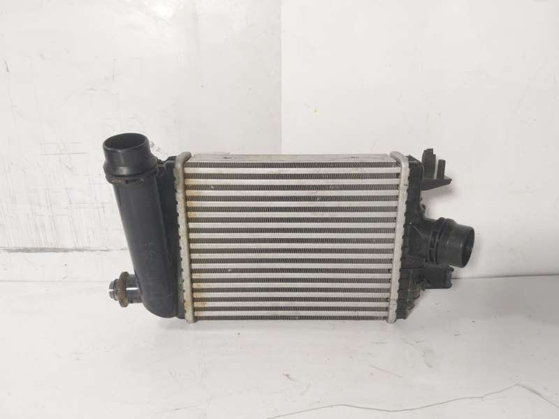 Recambio de intercooler para renault arkana i (lcm_, ldn_) 1.3 tce 140 (ldn0) referencia OEM IAM   
