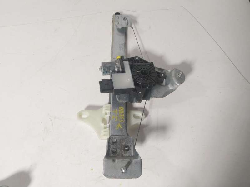 Recambio de elevalunas trasero izquierdo para renault arkana i (lcm_, ldn_) 1.3 tce 140 (ldn0) referencia OEM IAM  827316705R 