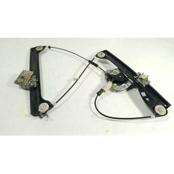 ELEVALUNAS DELANTERO DERECHO 7131120S 7142238E