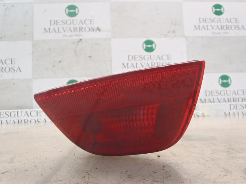 Recambio de piloto trasero antiniebla derecho para ford focus berlina (cak) ambiente referencia OEM IAM   