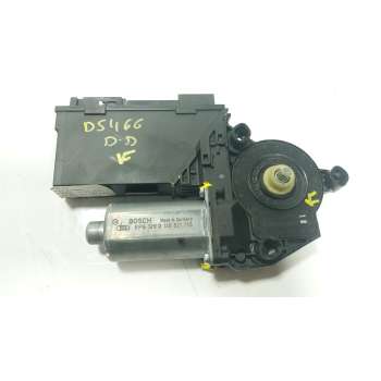 MOTOR ELEVALUNAS DELANTERO DERECHO 3D1959792D 0130821765