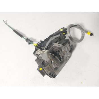 CERRADURA PUERTA DELANTERA IZQUIERDA A2220063999 