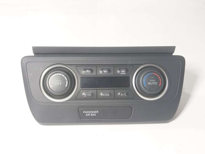 Recambio de mando climatizador para nissan leaf (ze1) electric referencia OEM IAM  275005SA0B 