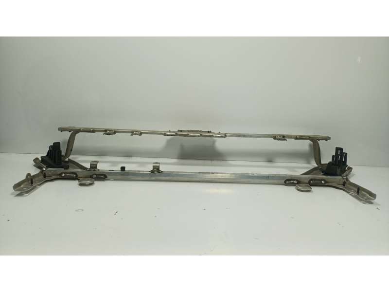 Recambio de soporte paragolpes trasero para porsche taycan (y1a) 4s referencia OEM IAM  9J1825140 