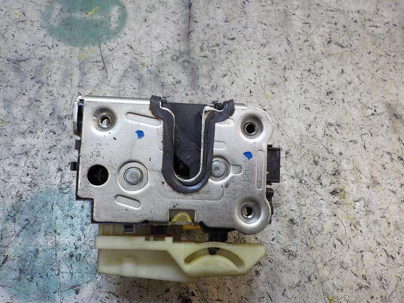 Recambio de cerradura puerta delantera izquierda para dacia duster 1.5 dci diesel fap cat referencia OEM IAM   