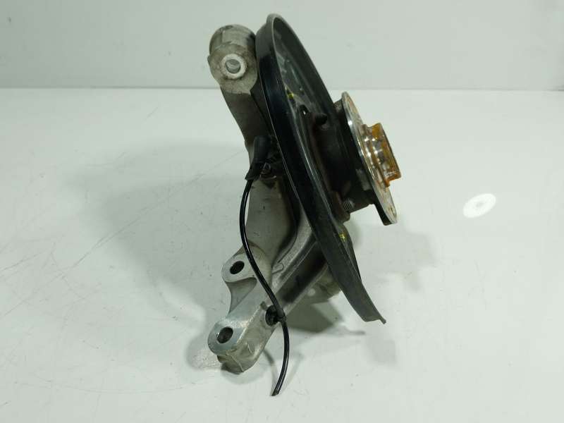 Recambio de mangueta delantera derecha para mg mg 4 (eh32) ev referencia OEM IAM  P6589901 