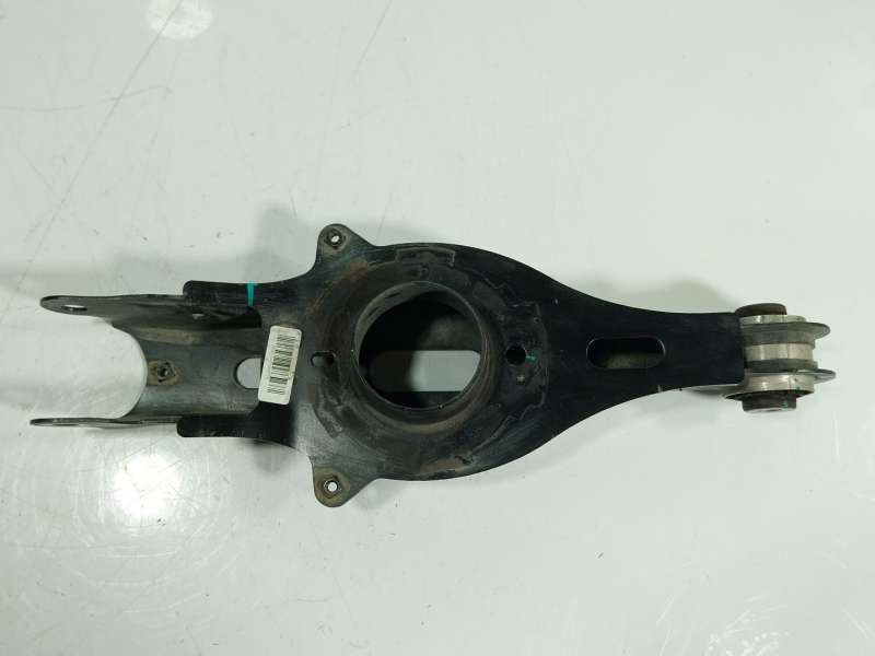 Recambio de brazo suspension inferior trasero derecho para mg mg 4 (eh32) ev referencia OEM IAM  10890148 
