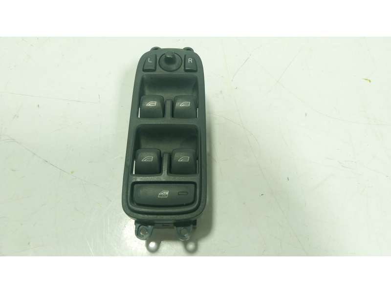 Recambio de mando elevalunas delantero izquierdo para volvo v50 (545) d2 referencia OEM IAM  31343548 