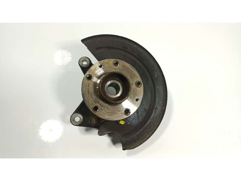 Recambio de mangueta delantera izquierda para dacia duster (hm_) 1.0 tce 90 referencia OEM IAM   