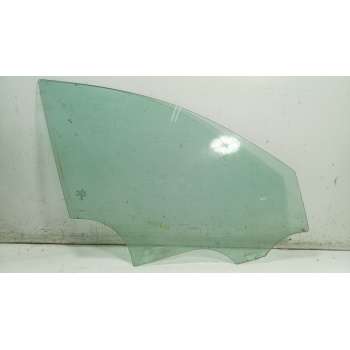 CRISTAL PUERTA DELANTERO DERECHO A2057250110 