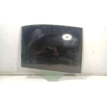 CRISTAL PUERTA TRASERO DERECHO A2057350110 