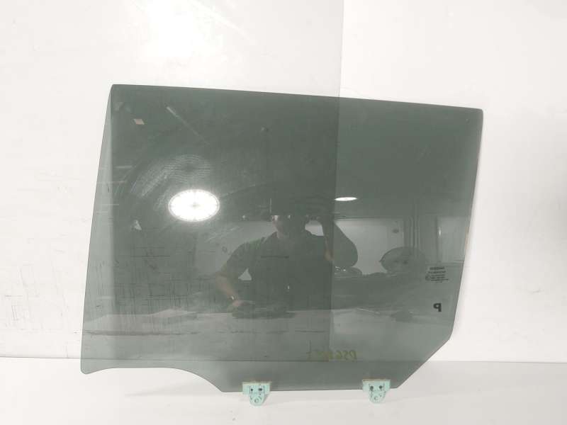 Recambio de cristal puerta trasero izquierdo para nissan leaf (ze1) electric referencia OEM IAM   