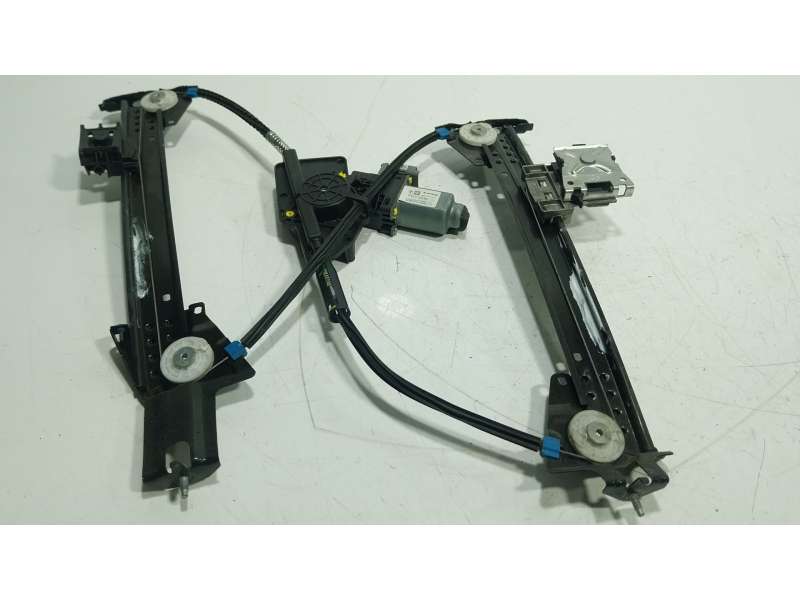 Recambio de elevalunas trasero derecho para tesla model s 60 referencia OEM IAM  600637700G 