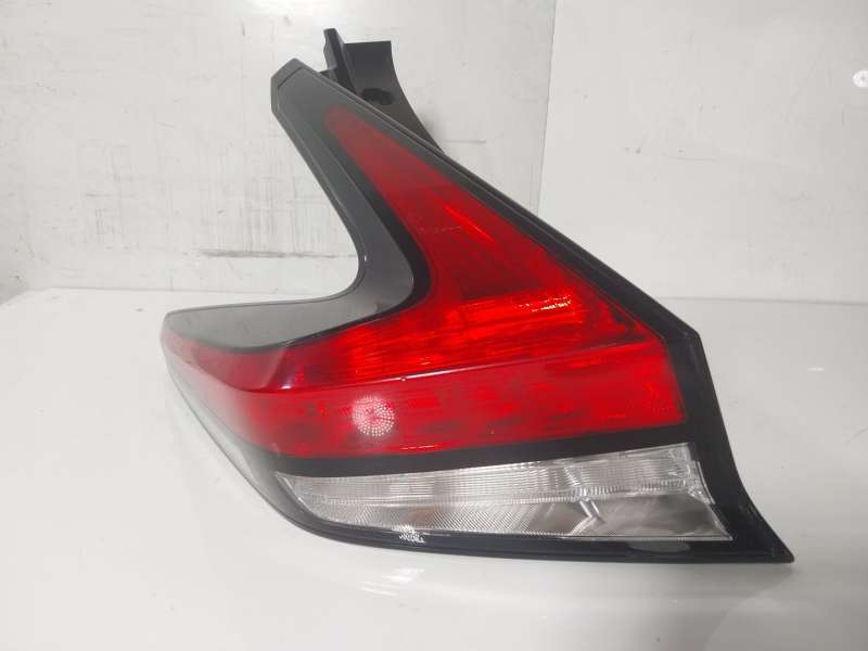Recambio de piloto trasero izquierdo para nissan leaf (ze1) electric referencia OEM IAM  265555SH1A 