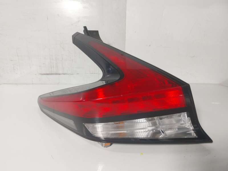 Recambio de piloto trasero izquierdo para nissan leaf (ze1) electric referencia OEM IAM  265555SH0A A4T0320000