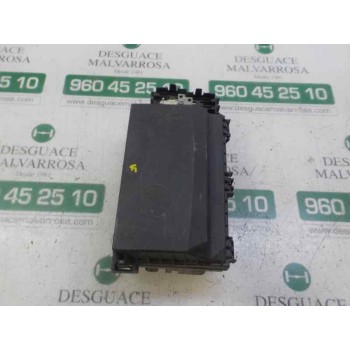 CAJA RELES / FUSIBLES 13368643 