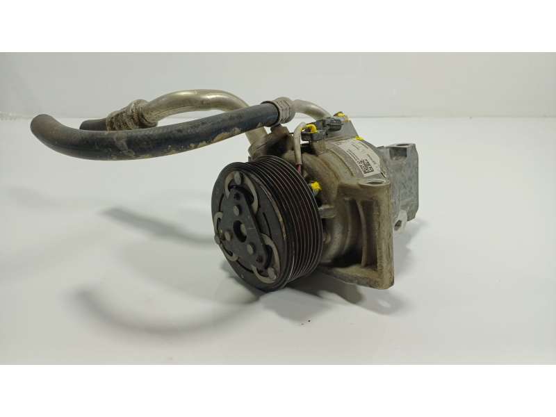 Recambio de compresor aire acondicionado para dacia duster (hm_) 1.0 tce 90 referencia OEM IAM  926003541R T3101951550